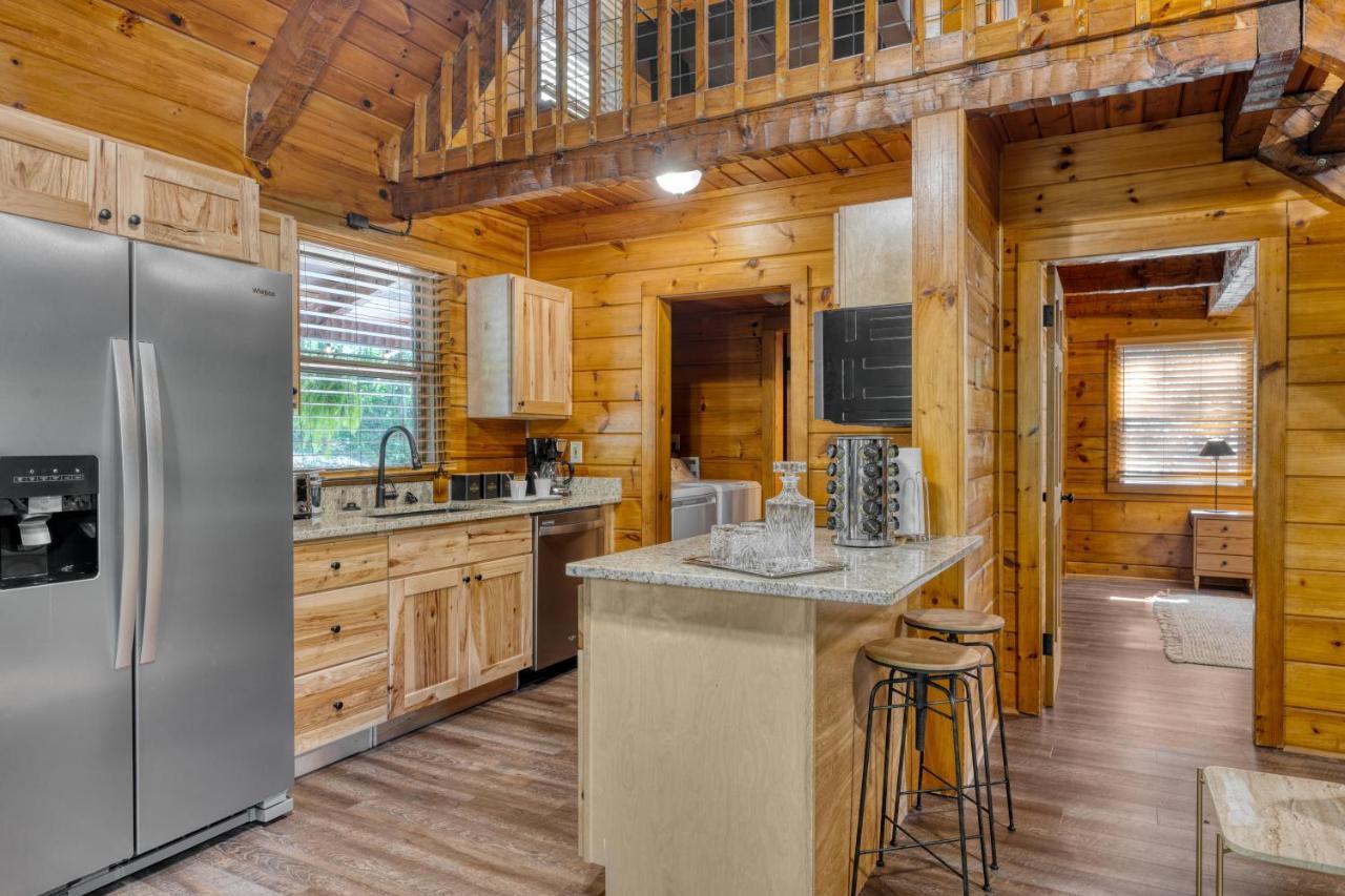 The Dudley Cabins By Avantstay Sevierville Buitenkant foto