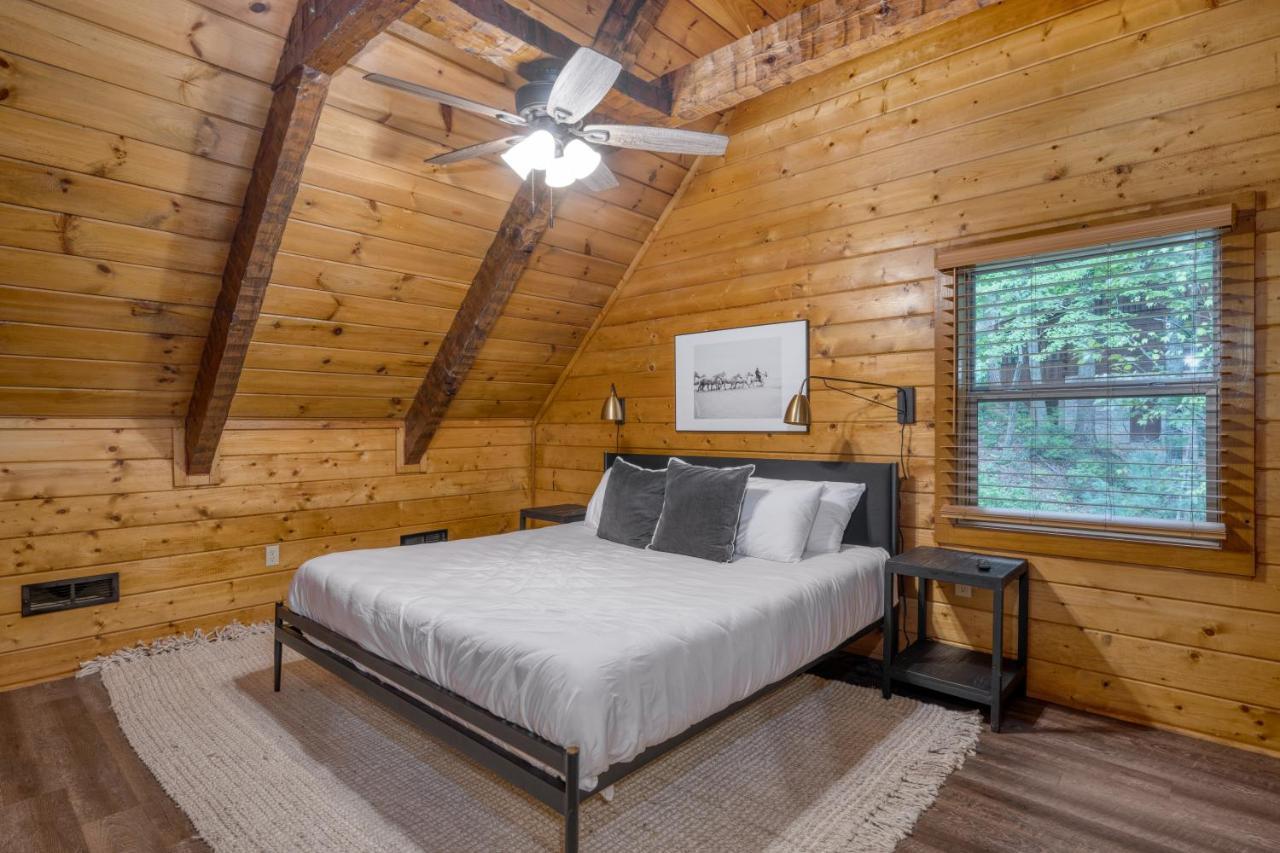 The Dudley Cabins By Avantstay Sevierville Buitenkant foto
