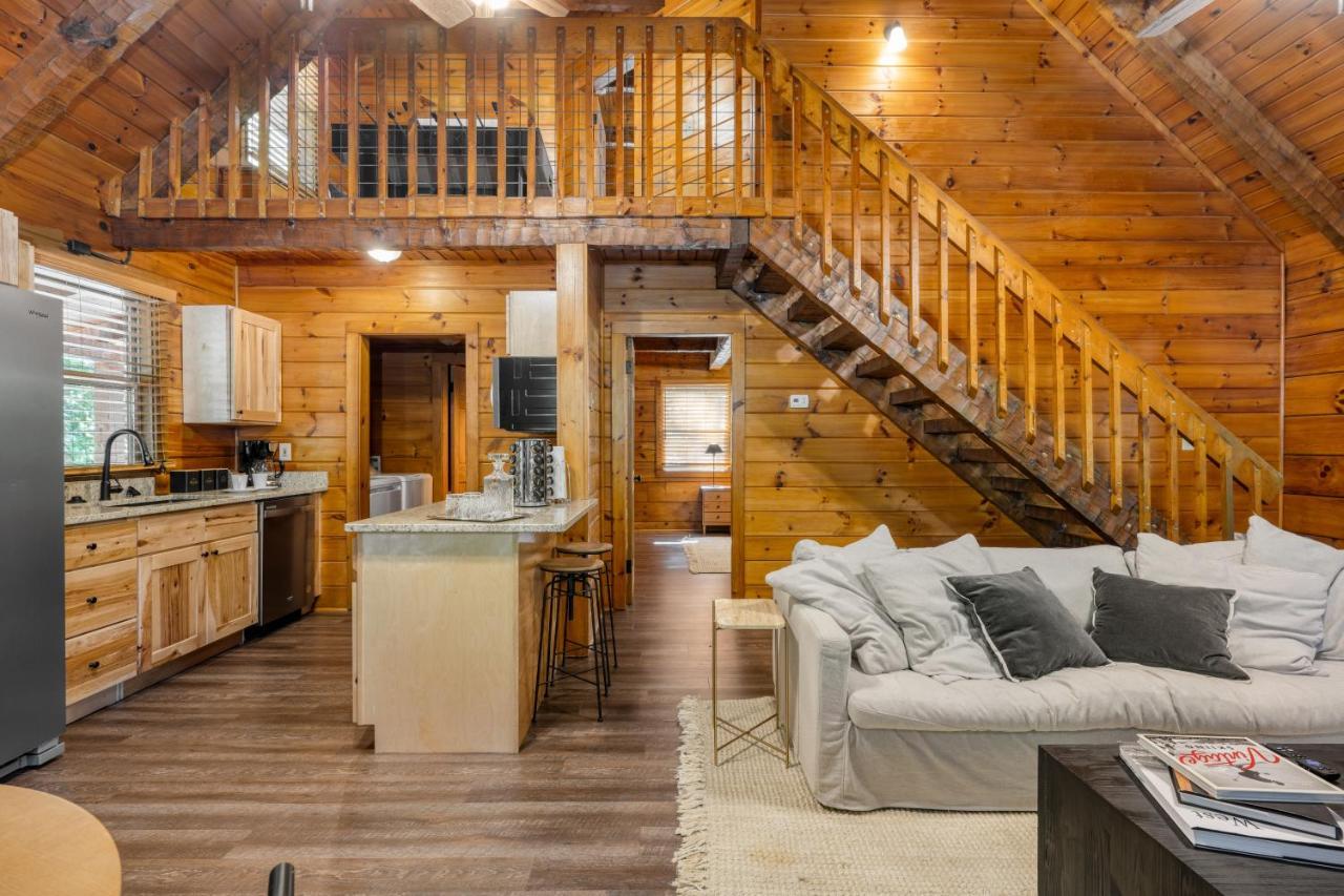 The Dudley Cabins By Avantstay Sevierville Buitenkant foto