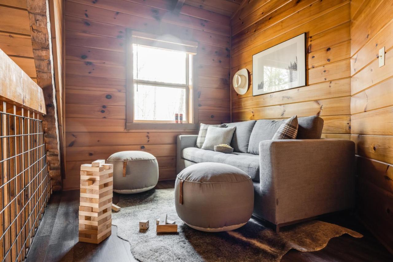 The Dudley Cabins By Avantstay Sevierville Buitenkant foto